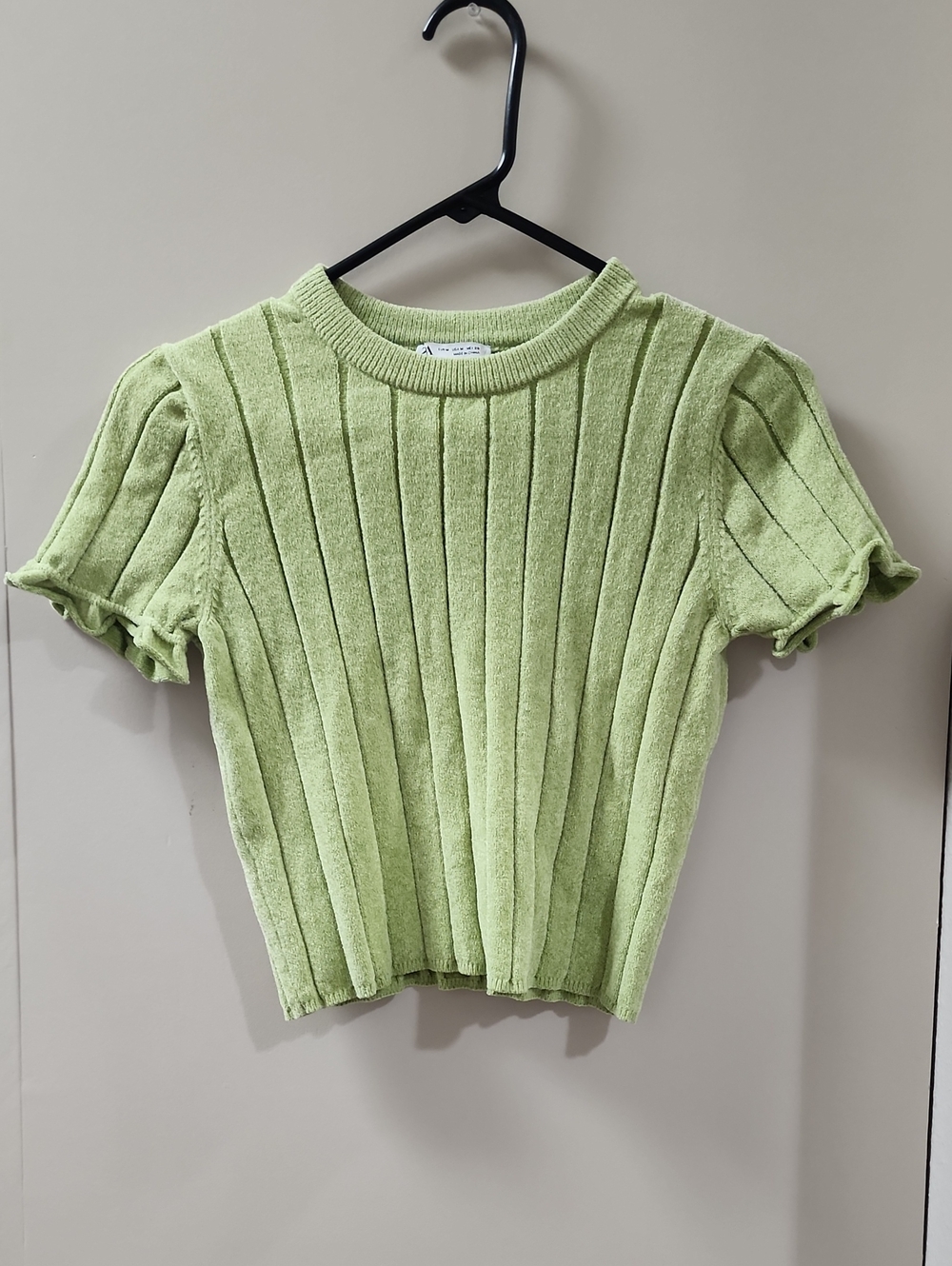 Zara Soft Ribbed Short-Sleeve Sweater Top - Light Green